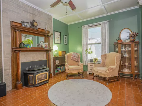 Living - 320 S 4th St, Moberly, MO 65270 photo 2 of 5