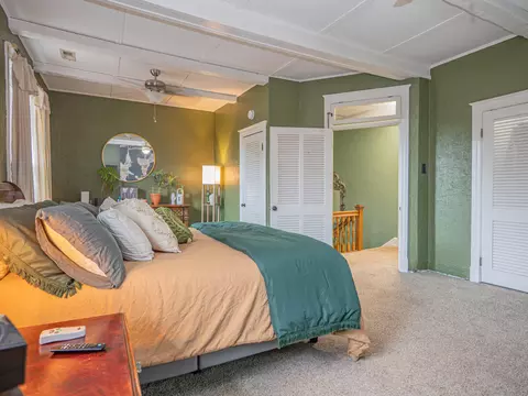 Bedroom - 320 S 4th St, Moberly, MO 65270 photo 4 of 9