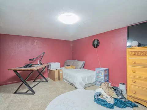 Bedroom - 320 S 4th St, Moberly, MO 65270 photo 8 of 9