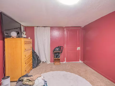 Bedroom - 320 S 4th St, Moberly, MO 65270 photo 9 of 9