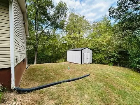 Exterior - 6082 Okeefe Ridge Rd, Williamsburg, MO 63388 photo 4 of 15