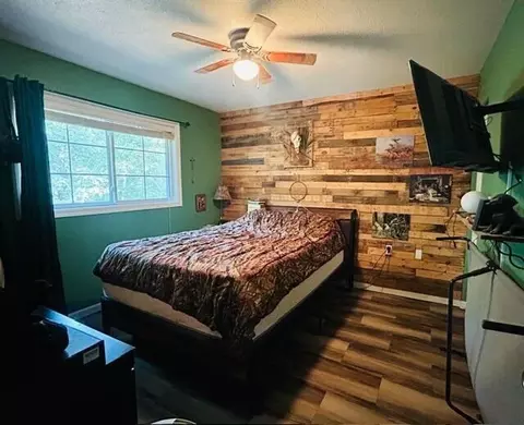 Bedroom - 6082 Okeefe Ridge Rd, Williamsburg, MO 63388 photo 1 of 2