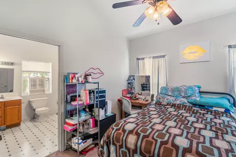 Bedroom - 301 W 5th St, Fulton, MO 65251 photo 6 of 8