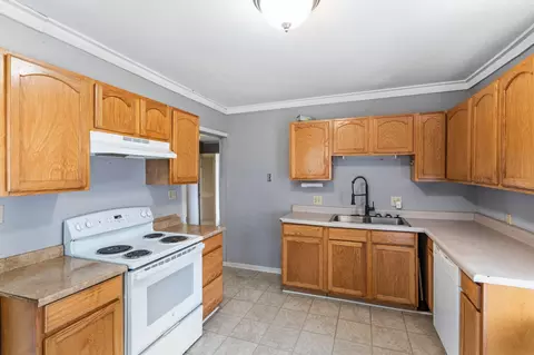 Kitchen - 301 W 5th St, Fulton, MO 65251 photo 3 of 7