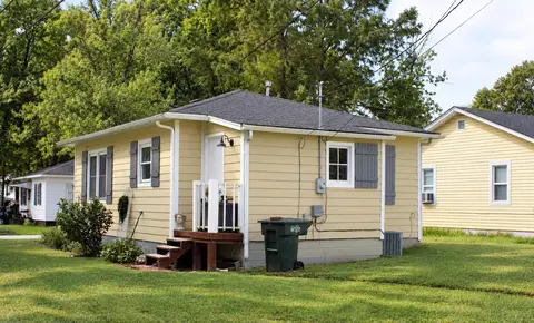 Exterior - 601 Elm St, Fulton, MO 65251 photo 2 of 3