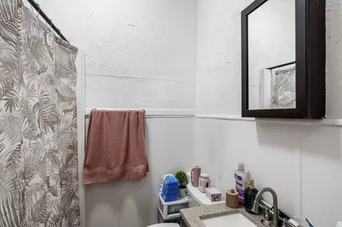 Bath - 200 High St, Boonville, MO 65233 photo 1 of 1