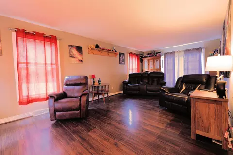 Living - 9700 E Ball Rd, Centralia, MO 65240 photo 2 of 3