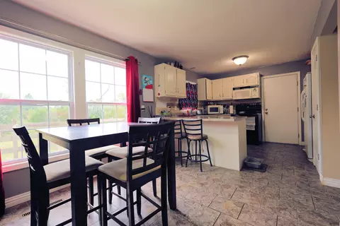 Dining - 9700 E Ball Rd, Centralia, MO 65240 photo 2 of 3