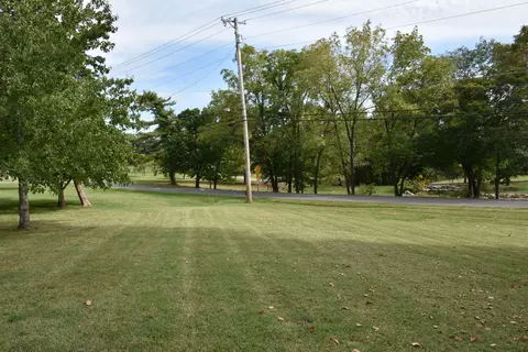 Exterior - 2103 E Walnut St, Columbia, MO 65201 photo 10 of 10
