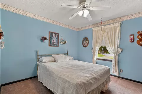 Bedroom - 52 Lee Dr, Holts Summit, MO 65043 photo 3 of 6