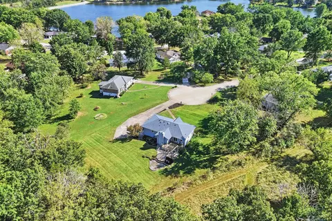 View/Area - 52 Lee Dr, Holts Summit, MO 65043 photo 5 of 7