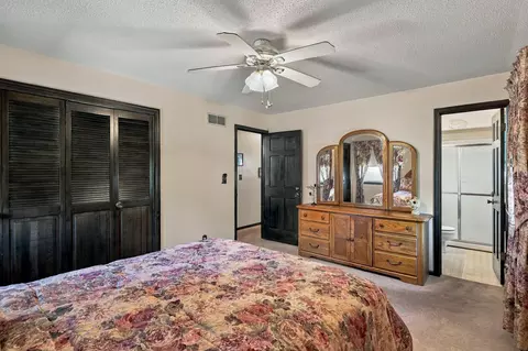 Bedroom - 52 Lee Dr, Holts Summit, MO 65043 photo 2 of 6