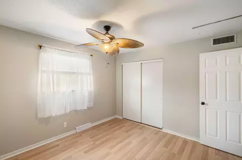 Bedroom - 4270 E Hillcrest Dr, Columbia, MO 65202 photo 6 of 8