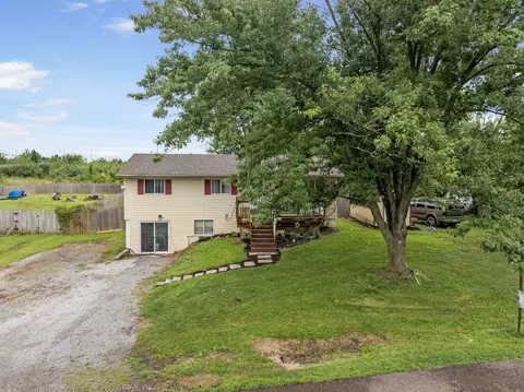 Exterior - 4270 E Hillcrest Dr, Columbia, MO 65202 photo 12 of 12