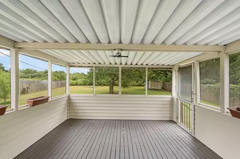 Exterior - 4270 E Hillcrest Dr, Columbia, MO 65202 photo 6 of 12