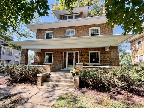 Exterior - 503 4th St, Boonville, MO 65233 photo 1 of 4