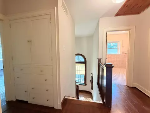 Entry Way - 503 4th St, Boonville, MO 65233 photo 6 of 8
