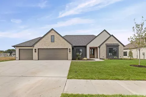 209 Ash Down Dr, Columbia, MO 65201