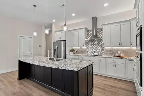 Kitchen - 6306 Murano Way, Columbia, MO 65201 photo 3 of 10