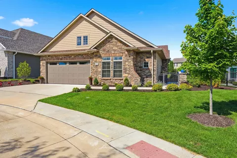Exterior - 6306 Murano Way, Columbia, MO 65201 photo 5 of 7