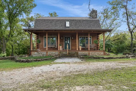 Exterior - 2341 Mueller Ln, Pilot Grove, MO 65276 photo 10 of 10