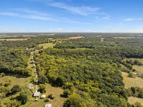 View/Area - 2341 Mueller Ln, Pilot Grove, MO 65276 photo 5 of 7