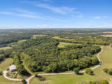 View/Area - 2341 Mueller Ln, Pilot Grove, MO 65276 photo 2 of 7