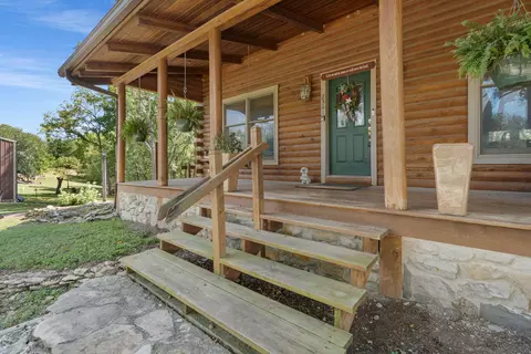 Exterior - 2341 Mueller Ln, Pilot Grove, MO 65276 photo 3 of 10
