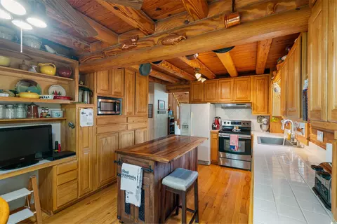 Kitchen - 2341 Mueller Ln, Pilot Grove, MO 65276 photo 4 of 6