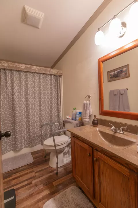 Bath - 36746 State Highway Y, Excello, MO 65247 photo 3 of 5