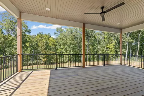 Exterior - 2005 Stone Mountain Ct, Columbia, MO 65201 photo 3 of 8