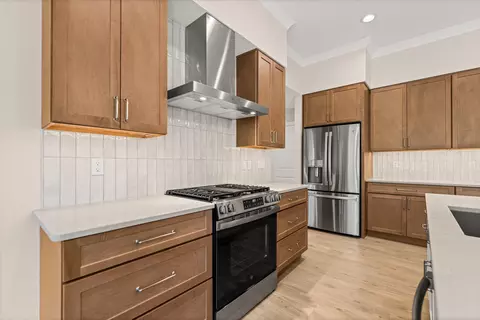 Kitchen - 2005 Stone Mountain Ct, Columbia, MO 65201 photo 2 of 3