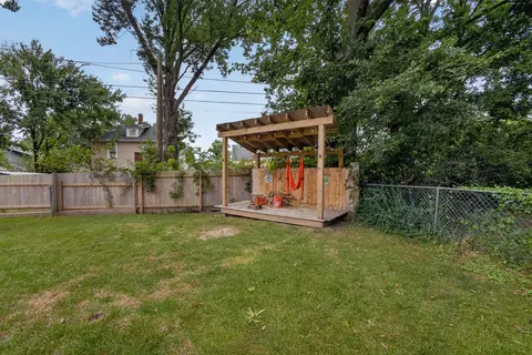 Exterior - 215 W 6th St, Fulton, MO 65251 photo 6 of 7