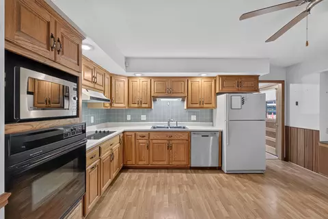 Kitchen - 215 W 6th St, Fulton, MO 65251 photo 3 of 3