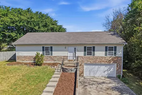 Exterior - 2665 E Alfalfa Dr, Columbia, MO 65202 photo 7 of 10