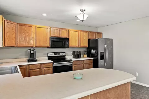 Kitchen - 2665 E Alfalfa Dr, Columbia, MO 65202 photo 3 of 5