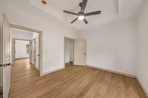 Bedroom - 959 Cochise Dr, Holts Summit, MO 65043 photo 3 of 13