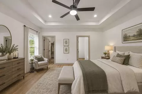 Bedroom - 959 Cochise Dr, Holts Summit, MO 65043 photo 1 of 13