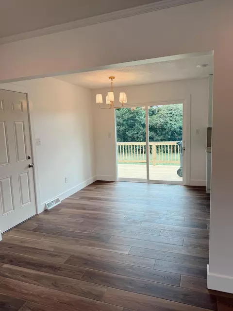 Dining - 1800 Iris Dr, Columbia, MO 65202 photo 1 of 2