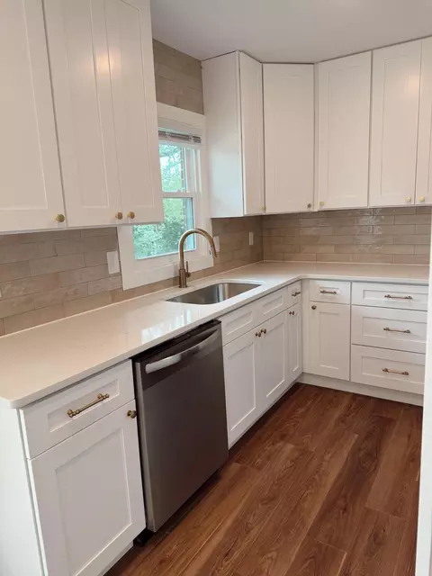 Kitchen - 1800 Iris Dr, Columbia, MO 65202 photo 1 of 2