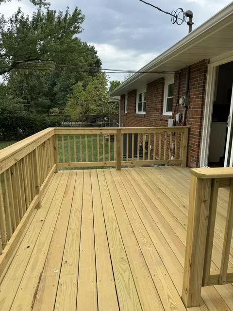 Exterior - 1800 Iris Dr, Columbia, MO 65202 photo 2 of 2