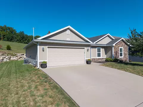 3307 Timber Run Dr, Columbia, MO 65203
