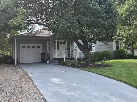 400 W Texas Ave, Columbia, MO 65202