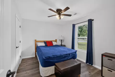 Bedroom - 105 S Maple St, Centralia, MO 65240 photo 3 of 3