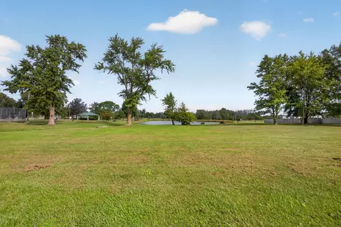 Exterior - 105 S Maple St, Centralia, MO 65240 photo 12 of 12