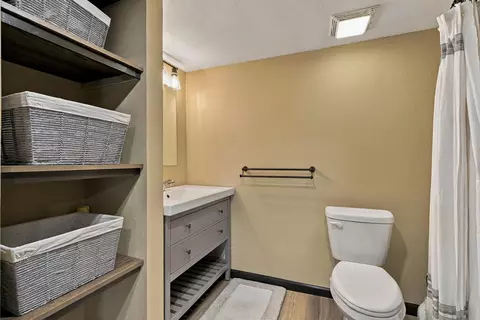 Bath - 9325 E St Charles Rd, Columbia, MO 65202 photo 3 of 4