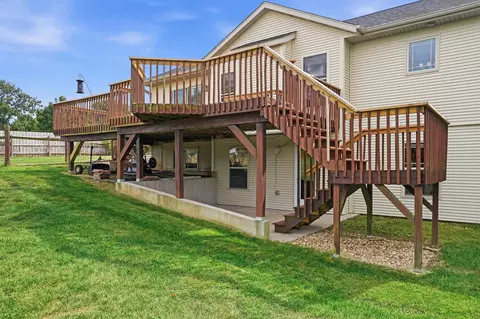 Exterior - 9325 E St Charles Rd, Columbia, MO 65202 photo 5 of 10