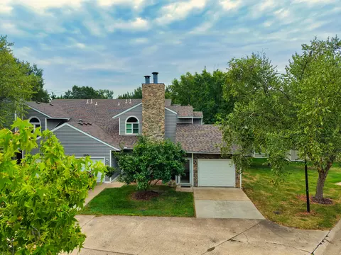 116 Green Meadows Rd, Columbia, MO 65203