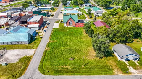 E Smith St, Sturgeon, MO 65284 photo 12