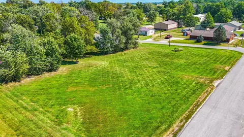 E Smith St, Sturgeon, MO 65284 photo 8